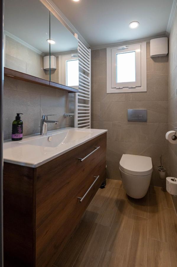 Villa Vesta Retire - Kalamata Mediterranean Villas 外观 照片