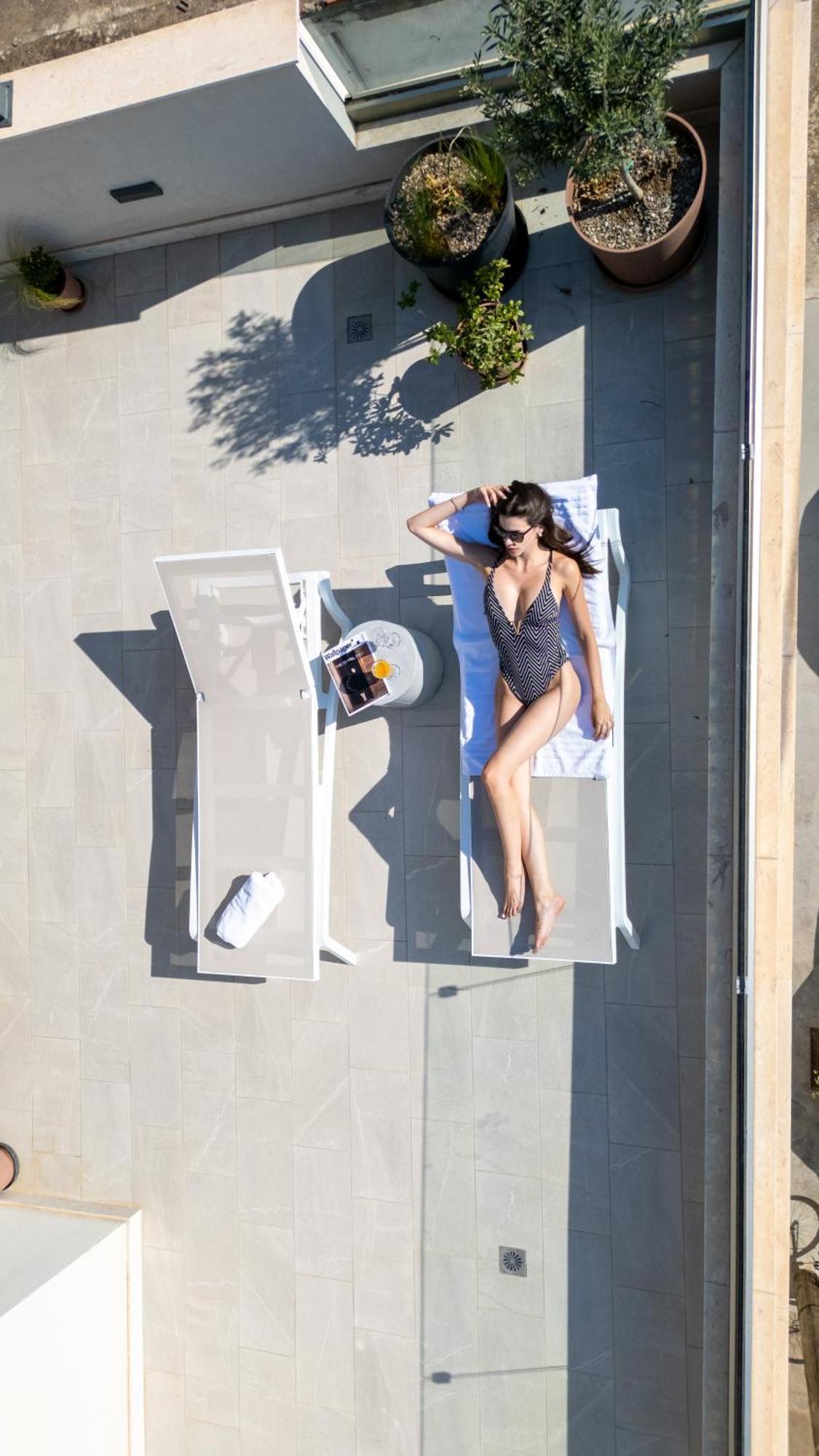 Villa Vesta Retire - Kalamata Mediterranean Villas 外观 照片